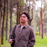 Adrian Dy