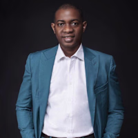 Oyeyemi avatar