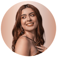 Verónica Loaiza