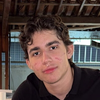 Ayrton  Vasconcelos