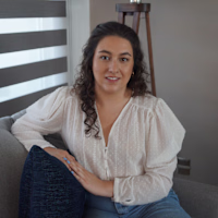 Valeria Díaz de la Vega Larriva