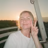 Emma Bousfield's avatar