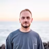 Omar  Nika's avatar