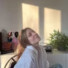 Julie Savin's avatar