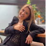 Maria Salinas's avatar