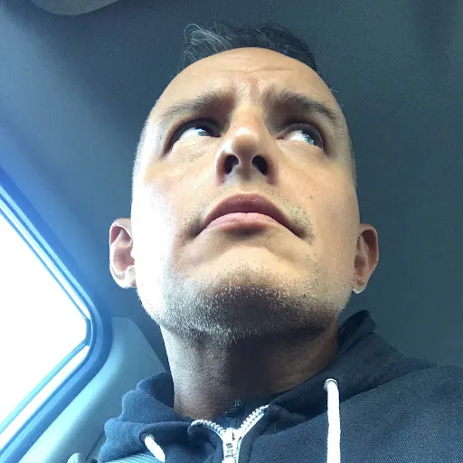 Aron Brand's avatar