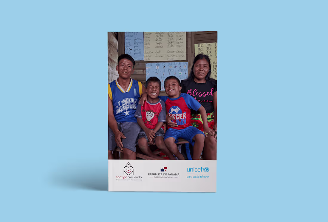 Cover image for UNICEF: Contigo Creciendo