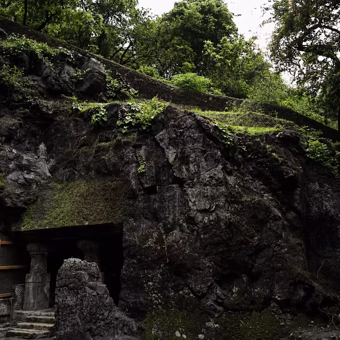 Cover image for Beauty Of Elephanta Caves