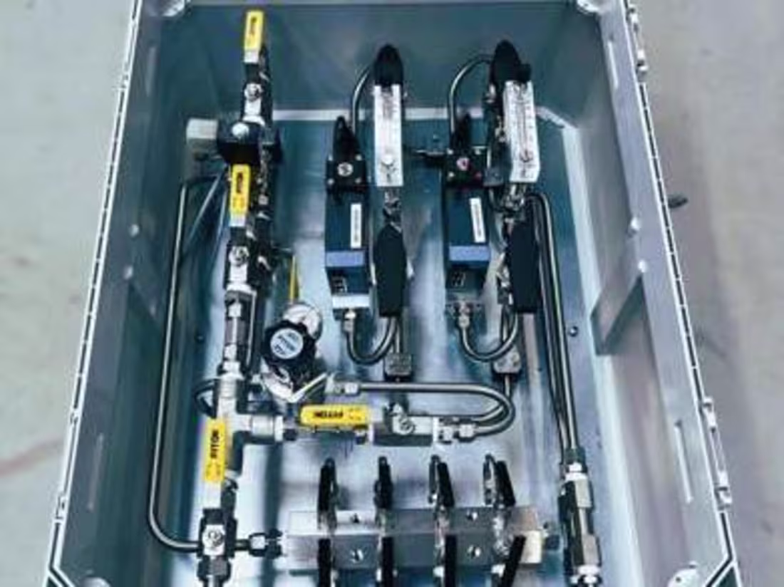 Cover image for Oxygen Distribution Cabinets