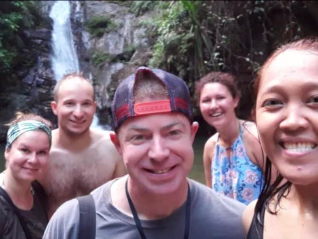 Cover image for Guests from USA