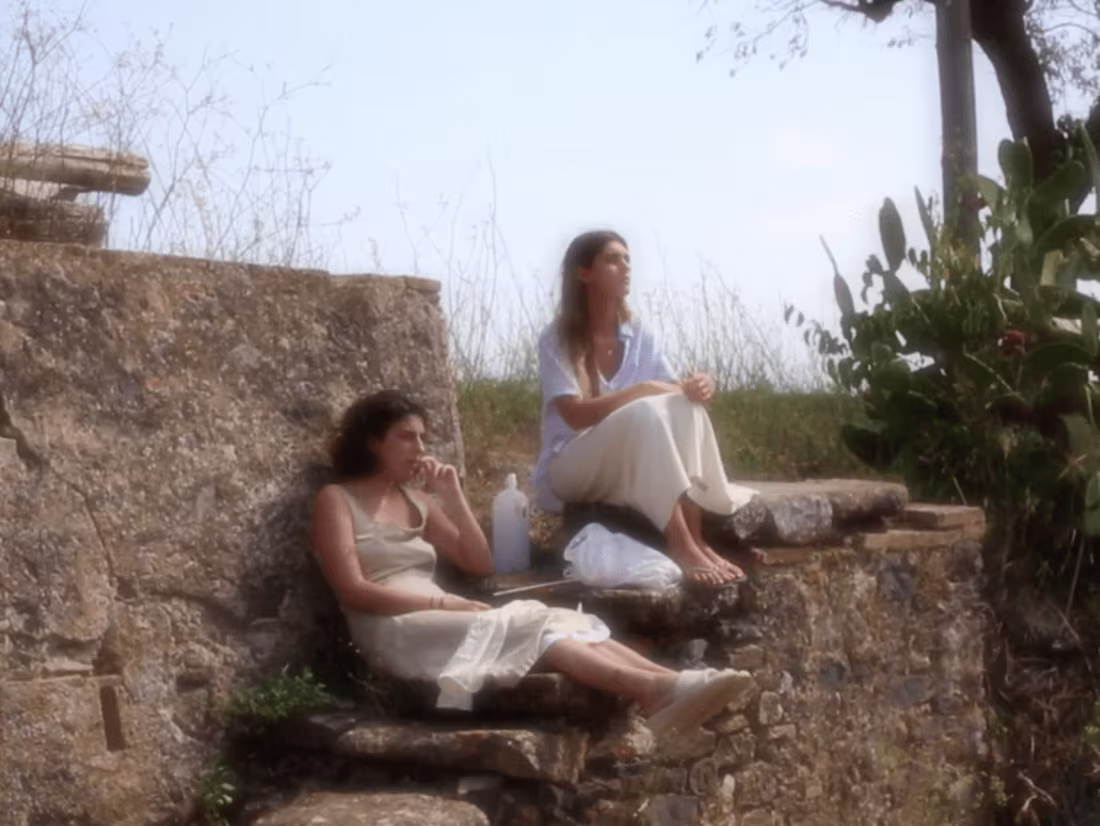 Cover image for Videoclip: Lewis and the Strange Magics - The Answering Machine