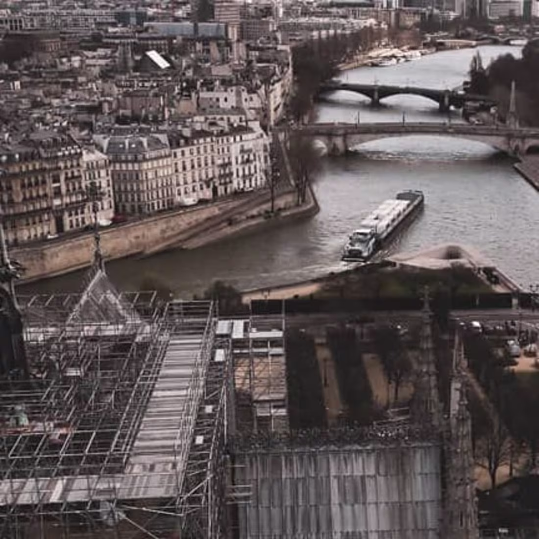 Cover image for Melancolic editing of Notre Dame