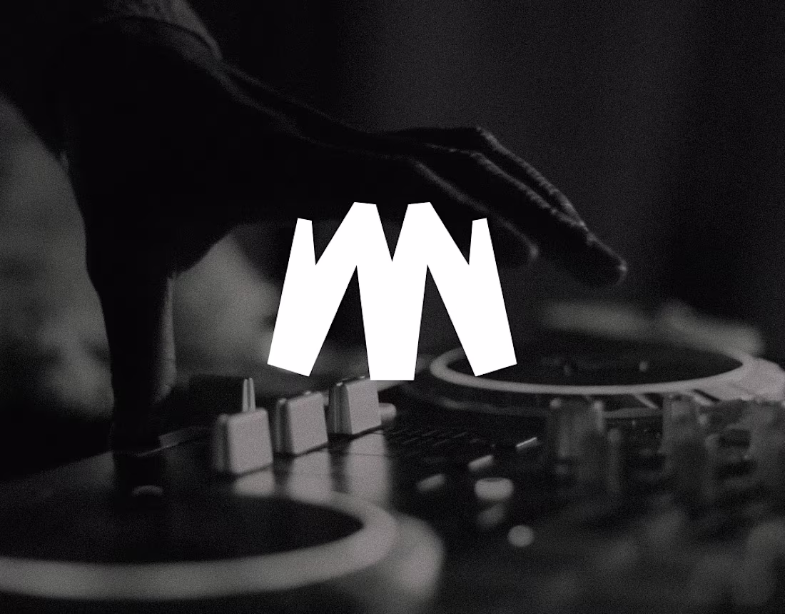 Cover image for DJ Martin Valenzuela - Logo & Animation