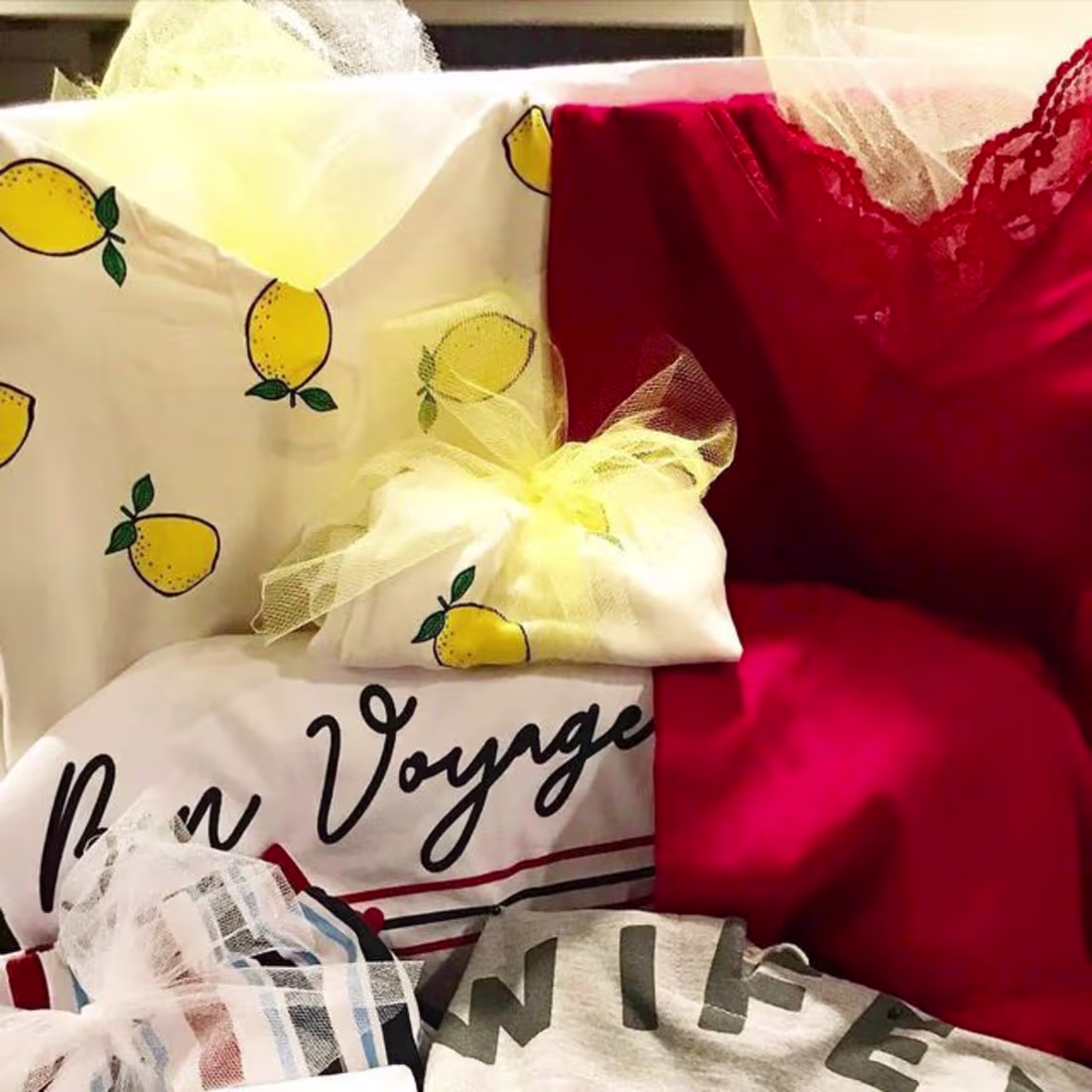 Cover image for Custom Gift Baskets