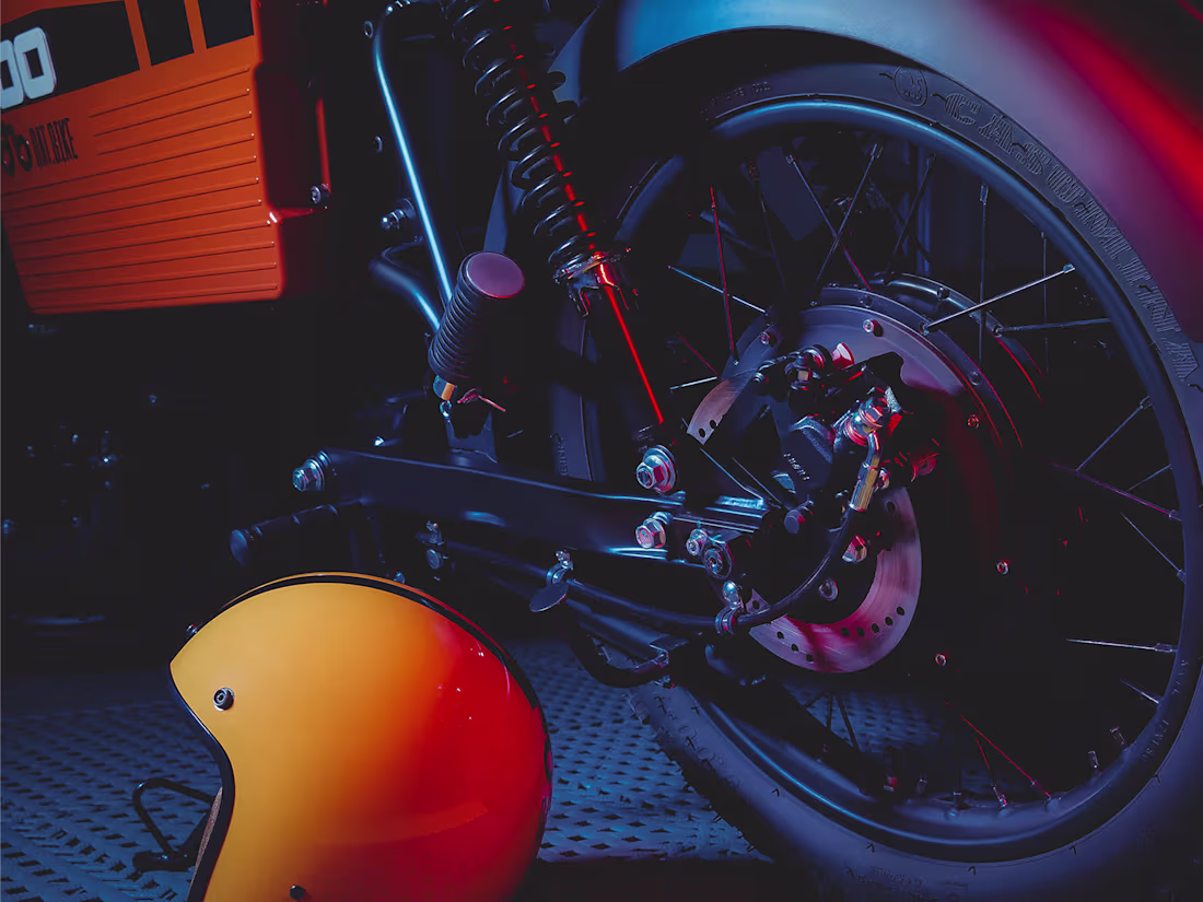 Cover image for Product shooting 200 Weaver | Dat Bike