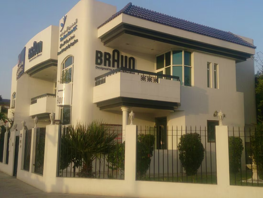 Cover image for BRAUN VILLA SHOWROOM