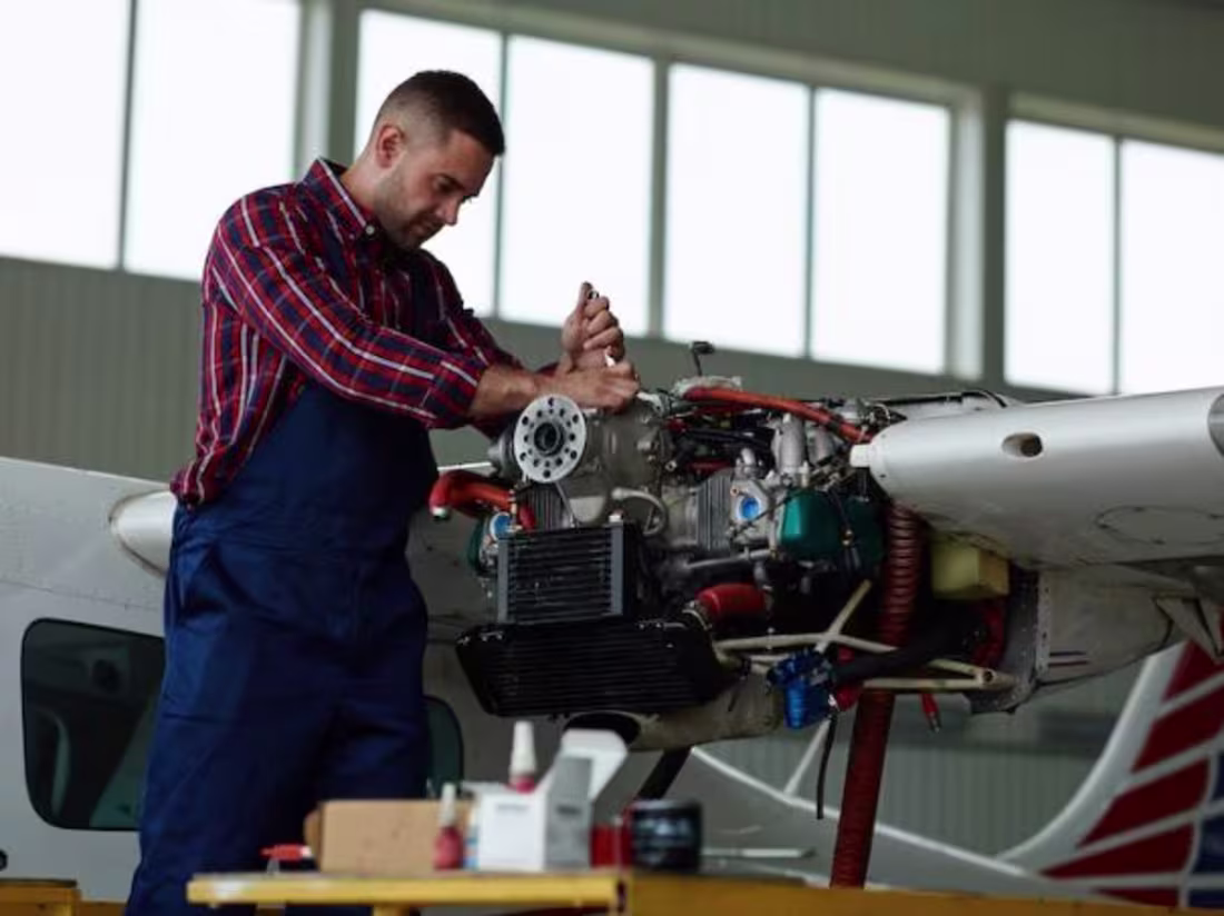 Cover image for Your Guide to Landing Mechanical Engineer Jobs Across the USA