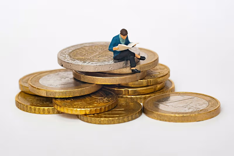Cover image for Exploring Autonomous Finance for Mental Ease