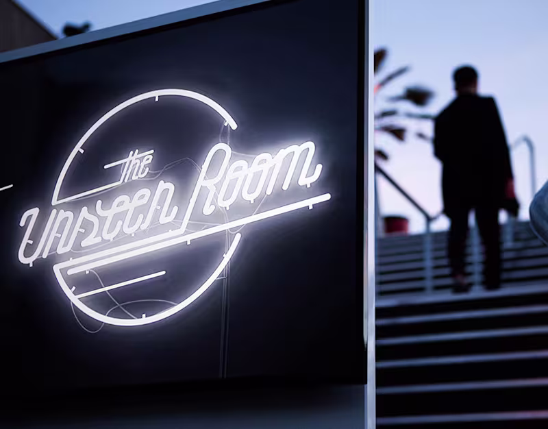 Cover image for Unseen Room