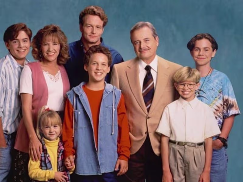 Cover image for 5 Behind The Scenes Stories From The Boy Meets World Cast
