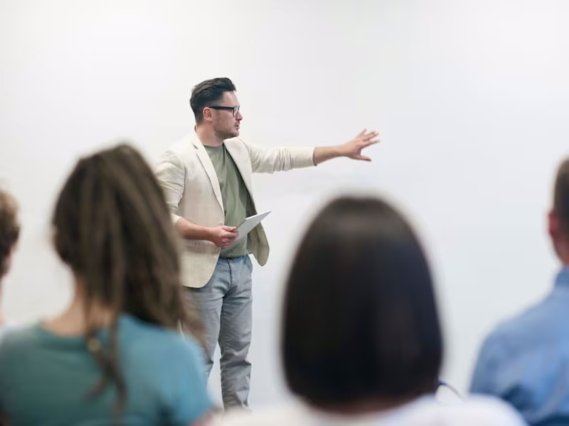 Cover image for Presentation Coaching Senior Leaders 