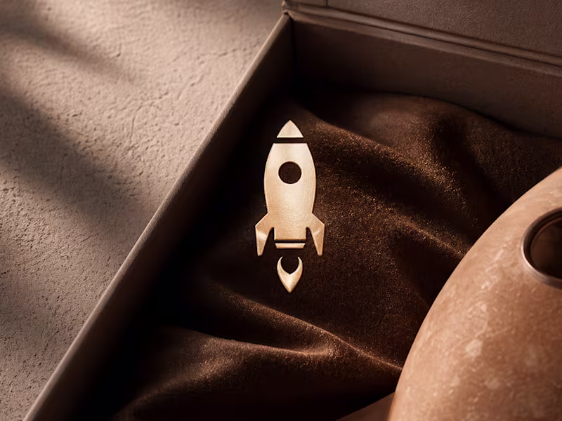 Cover image for Premium Lamp: Logo, Packaging & Product Design