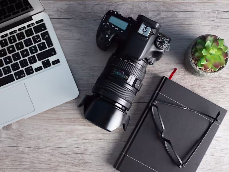 Cover image for Scroll-Stopping Content That Grows Your Brand
