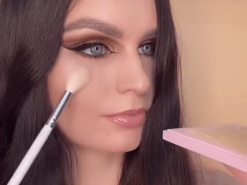 Cover image for Makeup Tutorial 