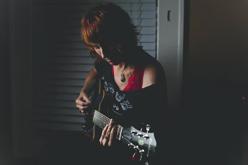 Cover image for Lauren Fincham Site