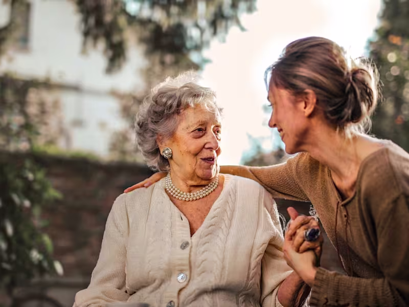 Cover image for 10 Best Pieces of Jewelry for Mom: Mother's Day Edition