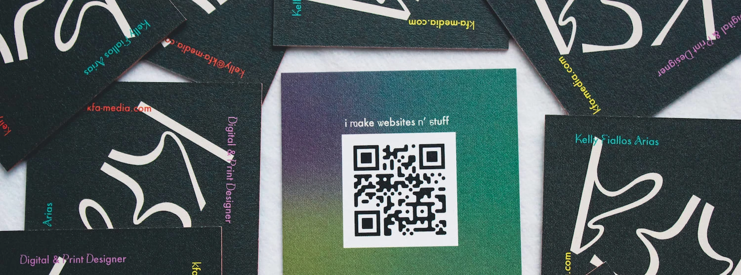 2.56" x 2.56" - square business cards, 32 pt thickness