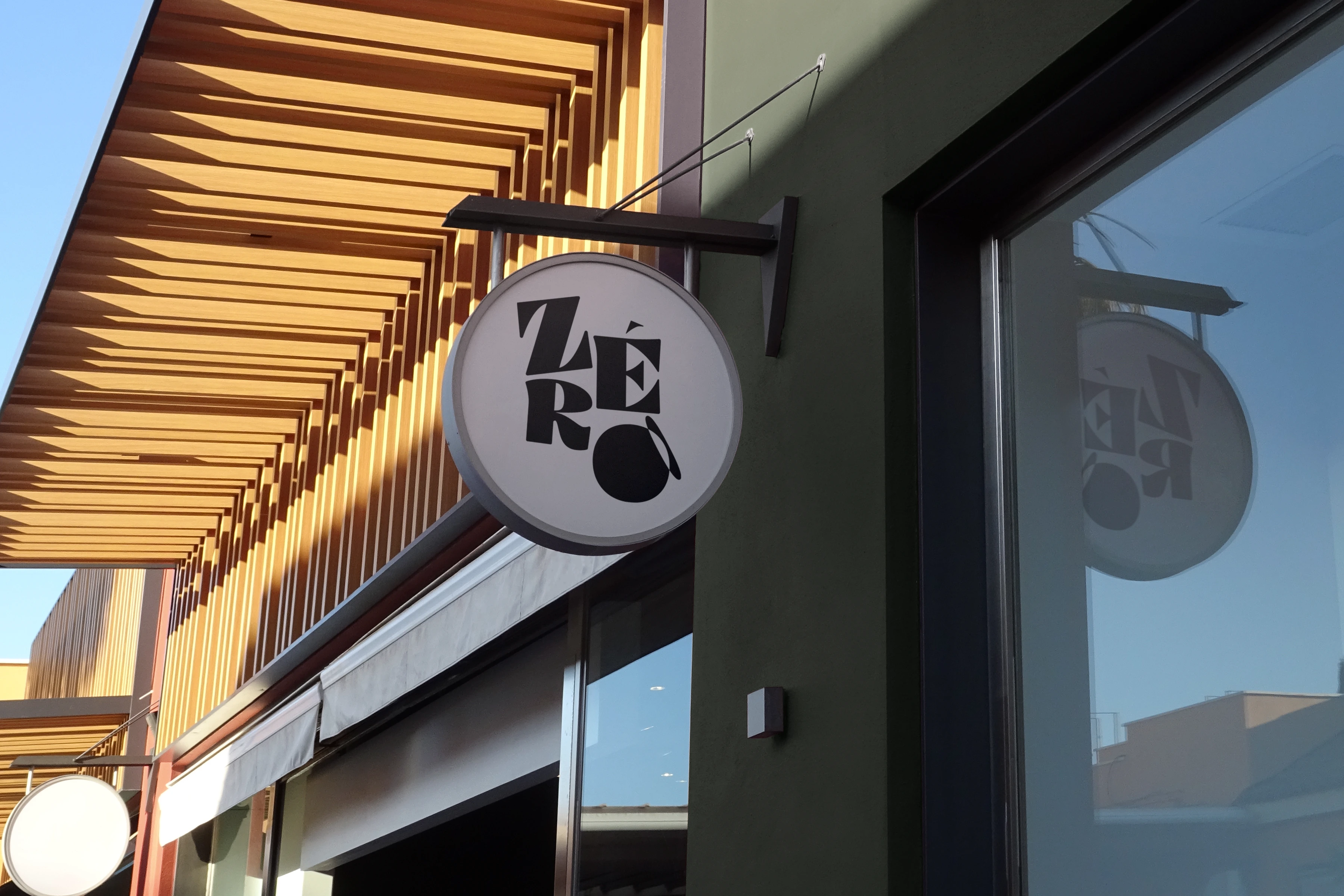 Zero Store Signage