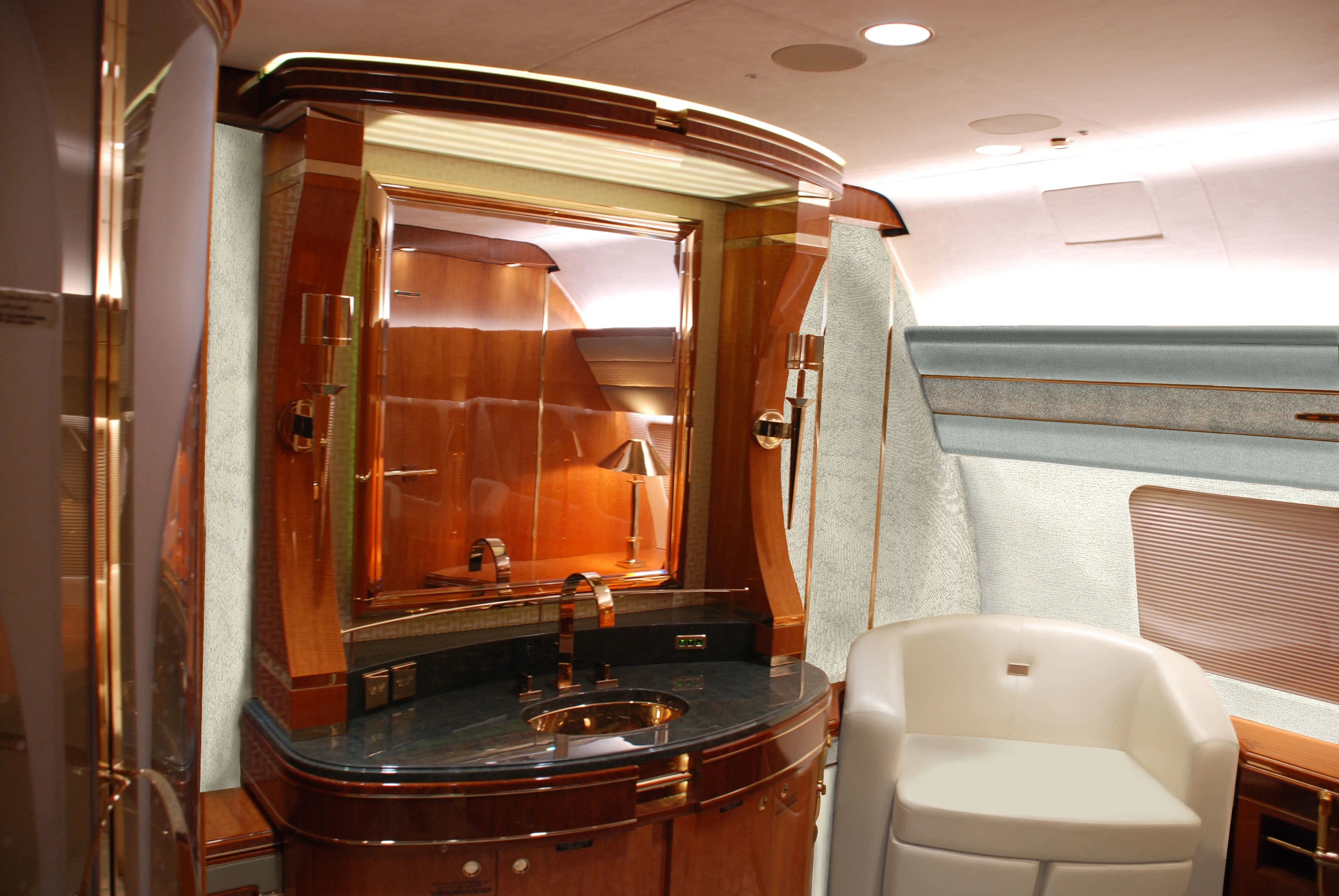 A340 AIRBUSS - VIP LAVATORY