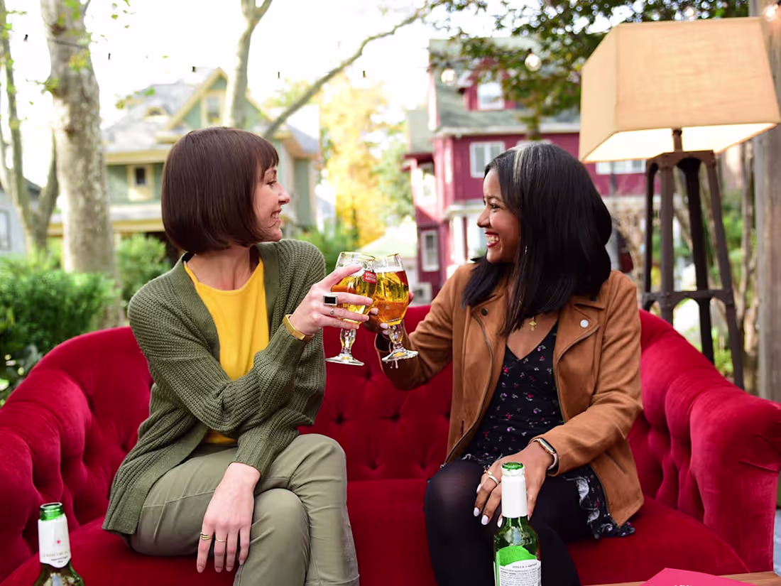 Cover image for Stella Artois Neighbors