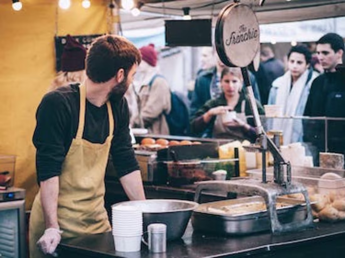 Cover image for 6 Reasons Why Businesses Need Great Customer Services