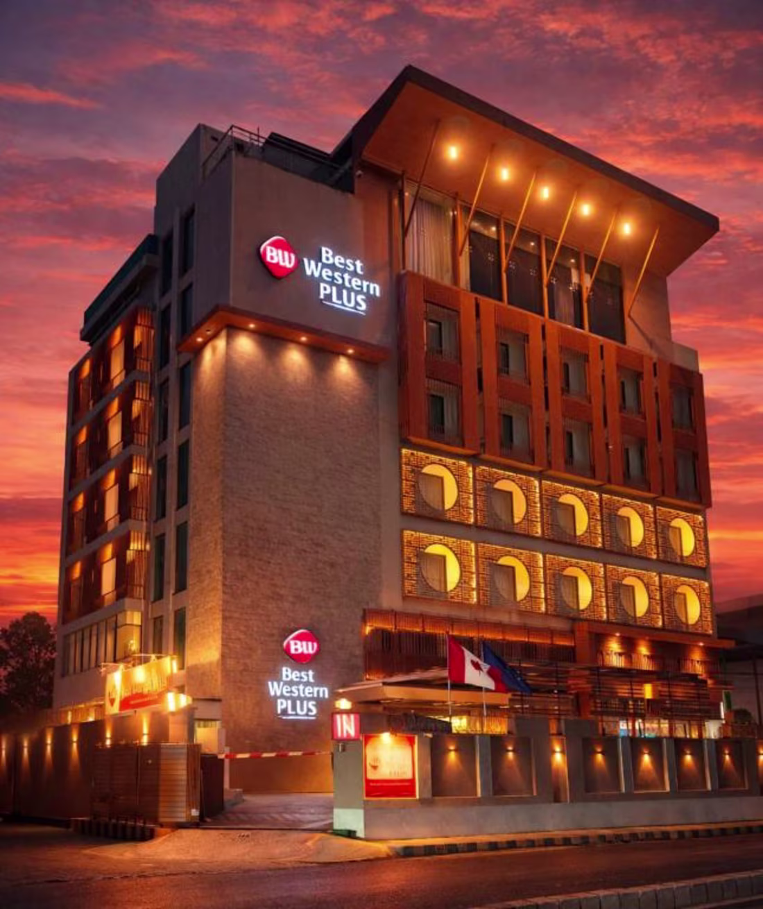 Cover image for Best Western Plus Grand Hotel Multan