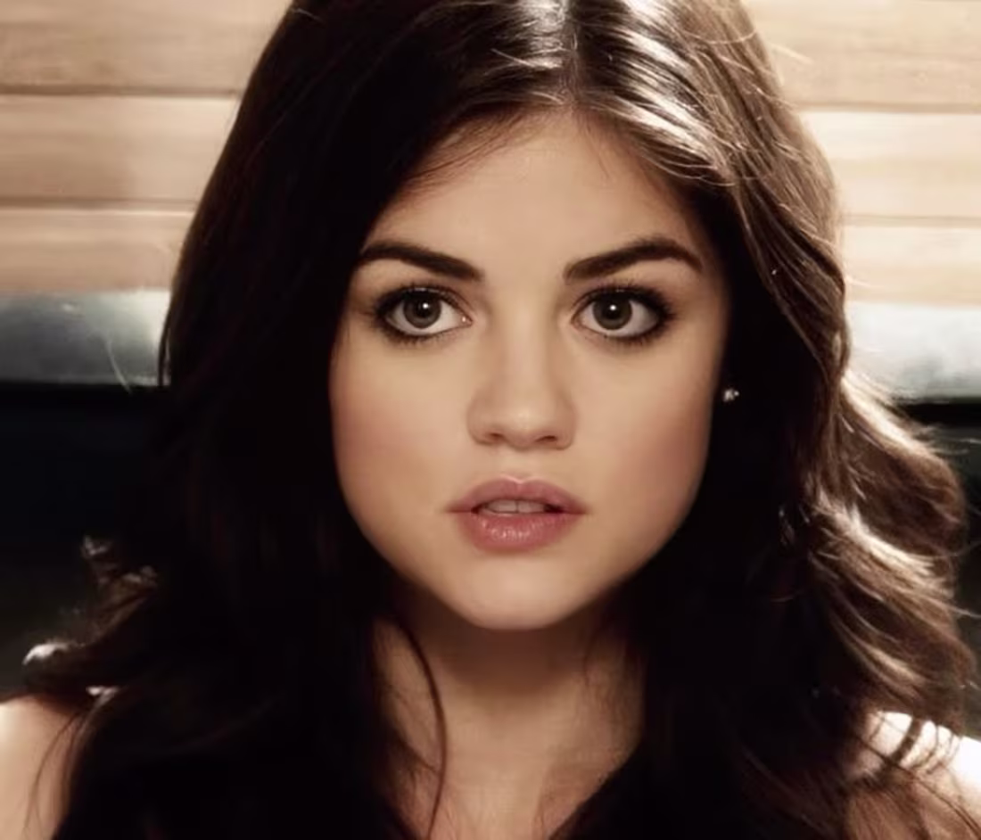 Cover image for Recreating Aria Montgomery's Fall Aesthetic