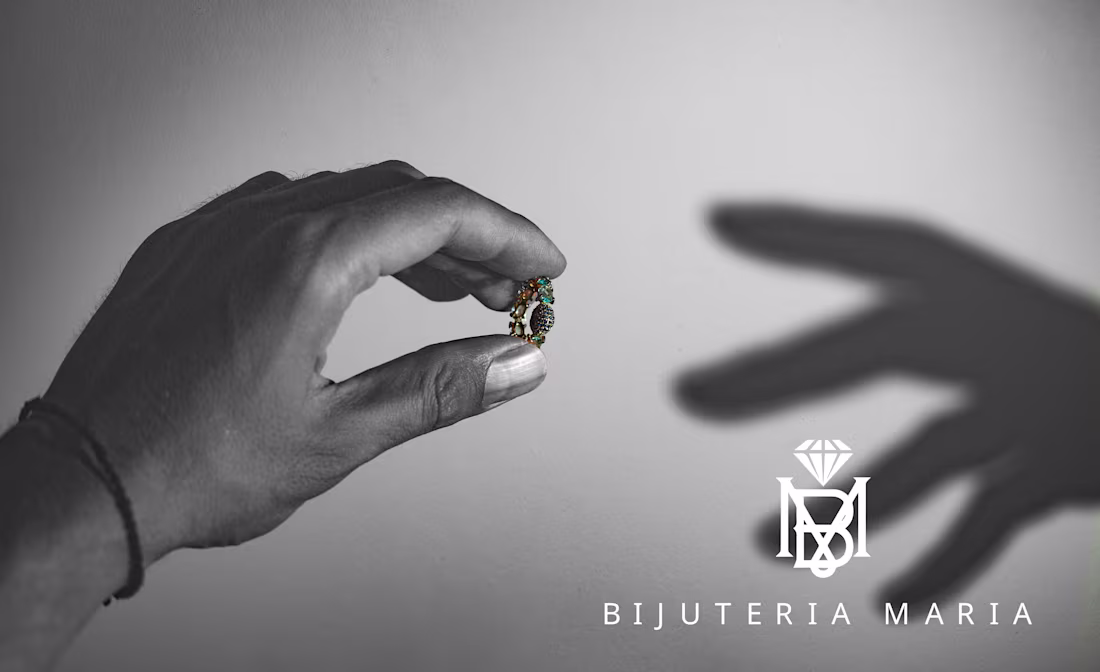 Cover image for Hybrid Jewelry Campaign: Real Models