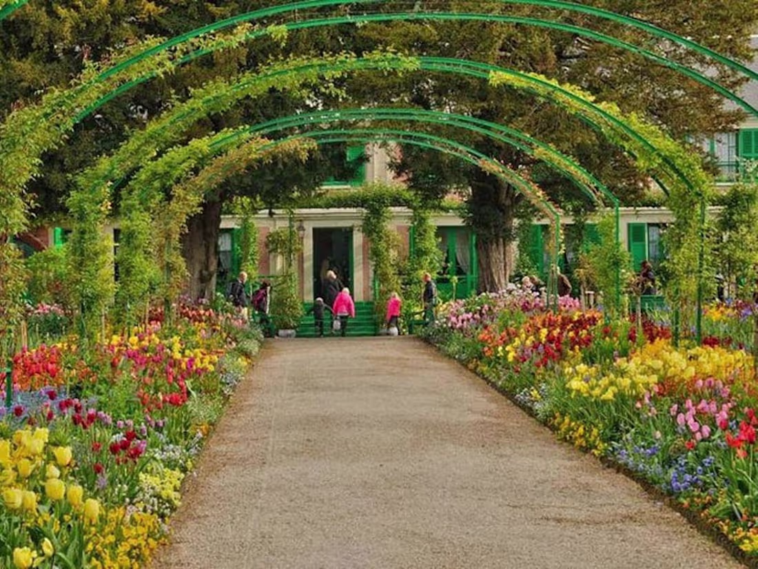 Cover image for Full-day Guided Trip to Giverny and Versailles Paris – Booking.…