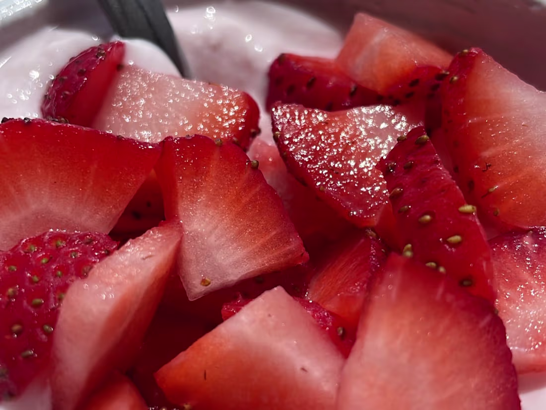 Cover image for Oikos Yogurt