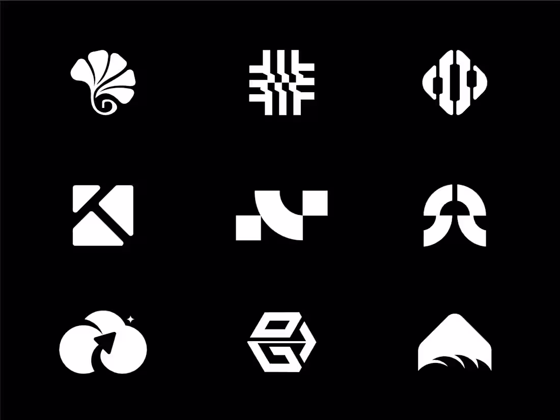Cover image for Logo Essentials