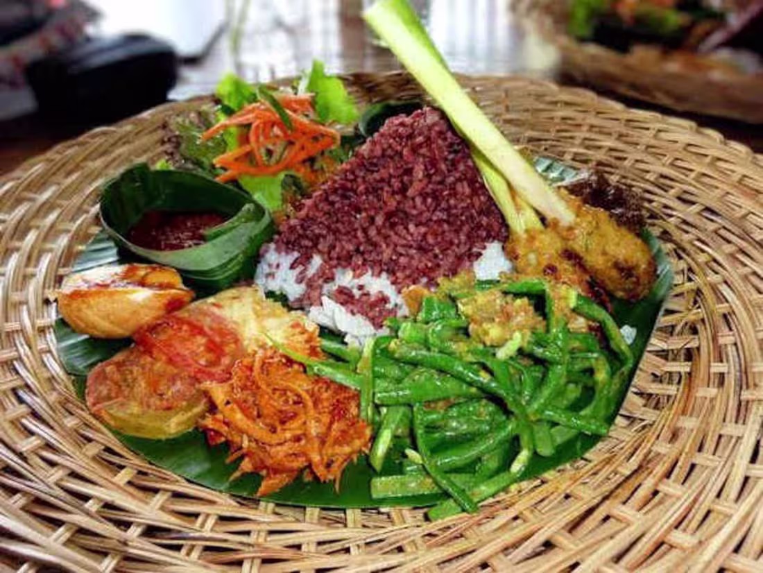 Cover image for Exploring the Rich World of Asian Food Culture