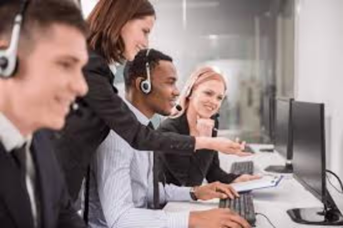 Cover image for Support help desk IT