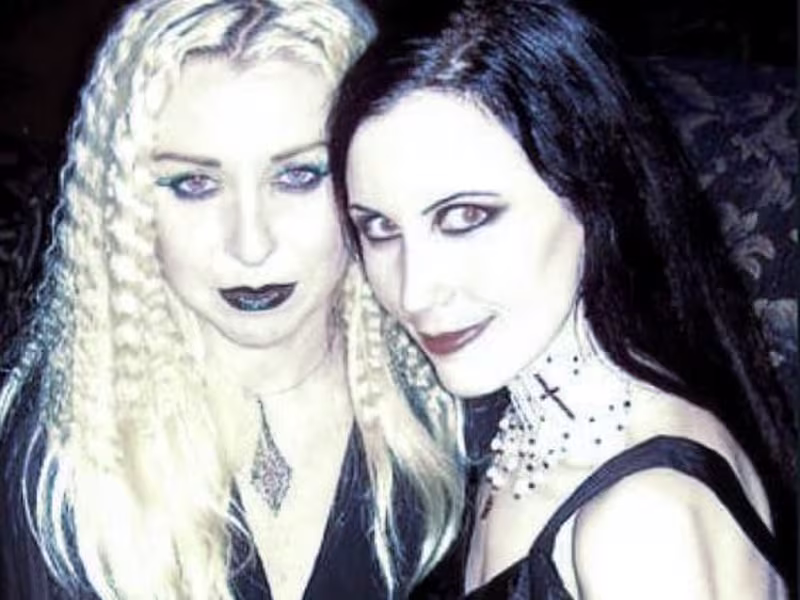 Cover image for 5 Fascinating Goth Fashion Subcultures