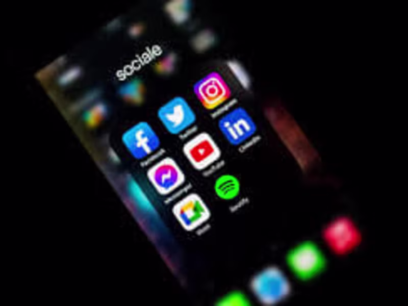Cover image for virtual assistant