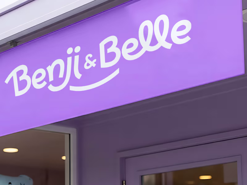 Cover image for Benji & Belle - a