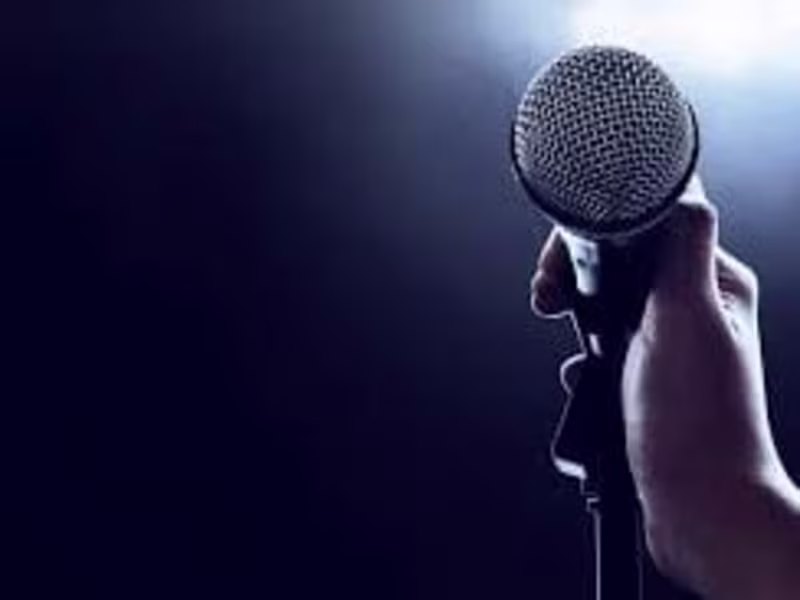 Cover image for Public speaking 