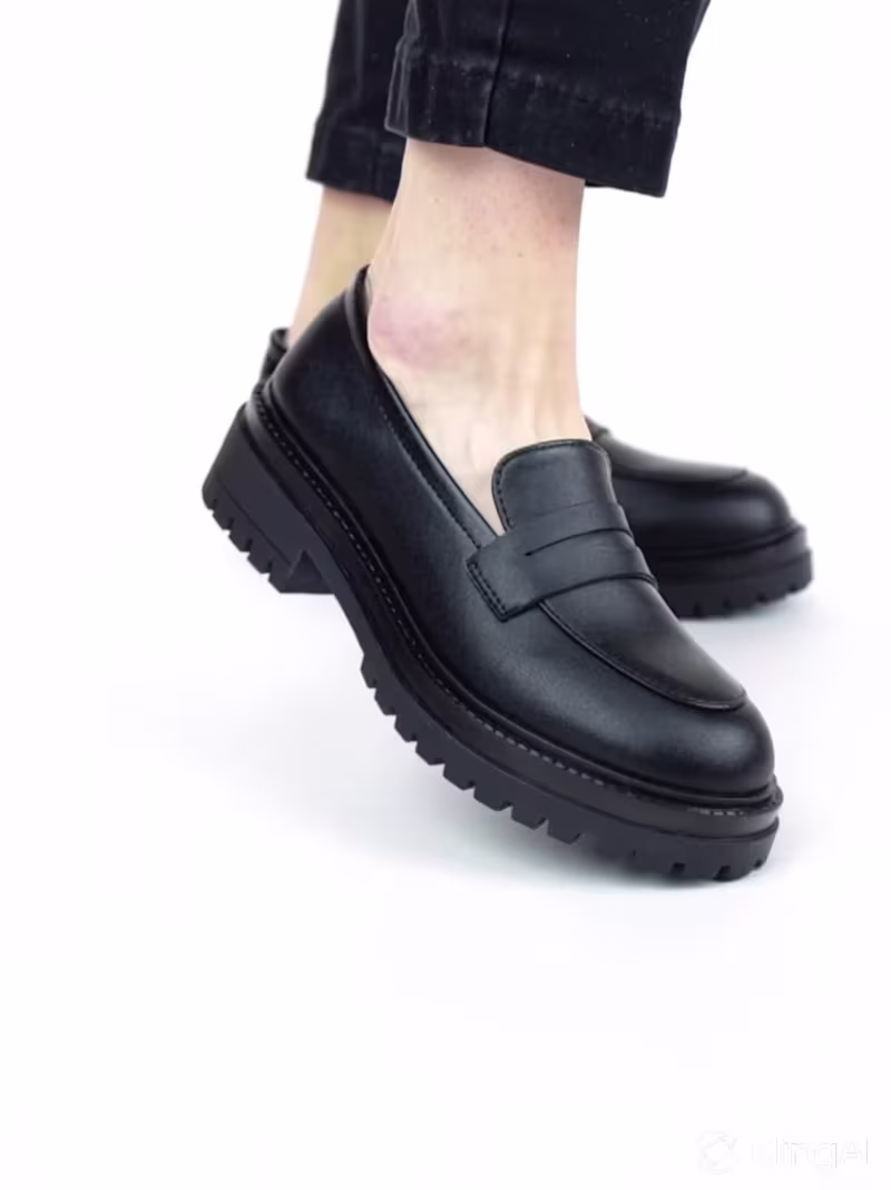 Cover image for AI-Generated Product Video for Myntra