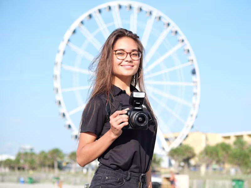 Cover image for Photographer & Sales manager