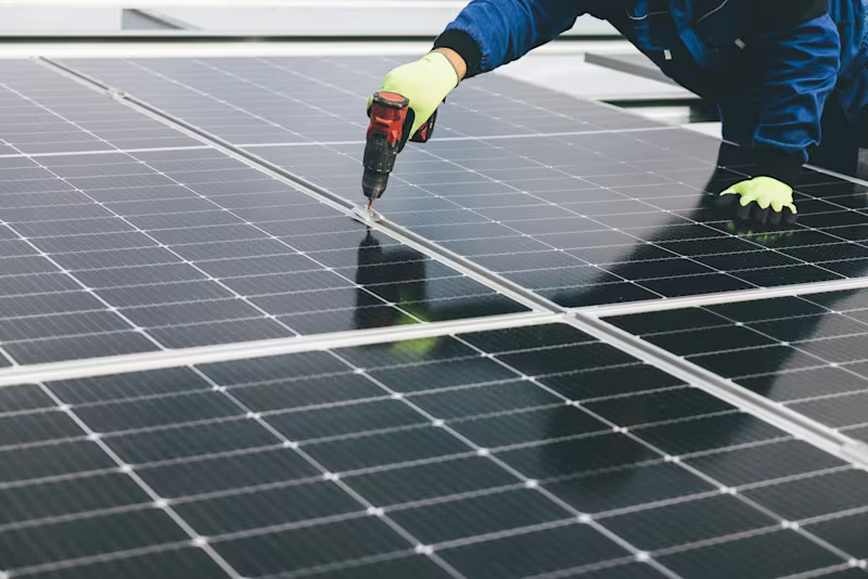 Cover image for Understanding the UK's Clean Energy Transition